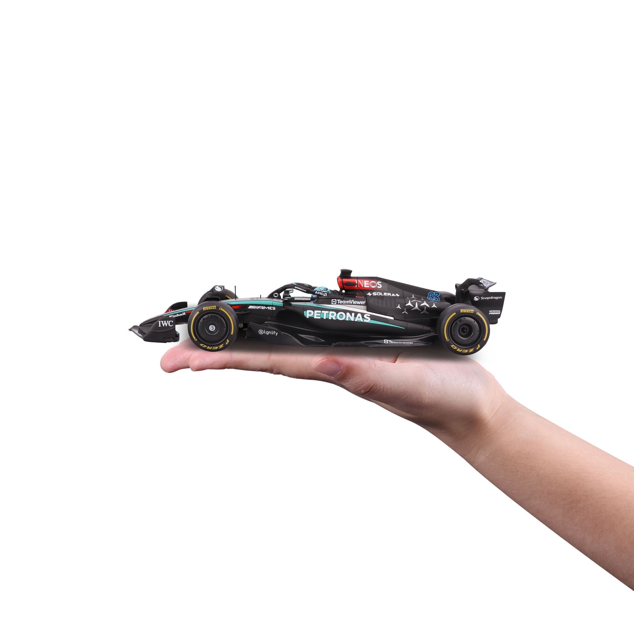 Bburago 1:24 Scale Diecast Model Kit 2024 Mercedes-AMG F1 W15 E Performance - #63 George Russell