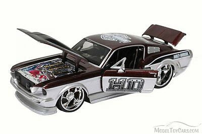 1:24 H-D Custom - 1967 Ford Mustang GT