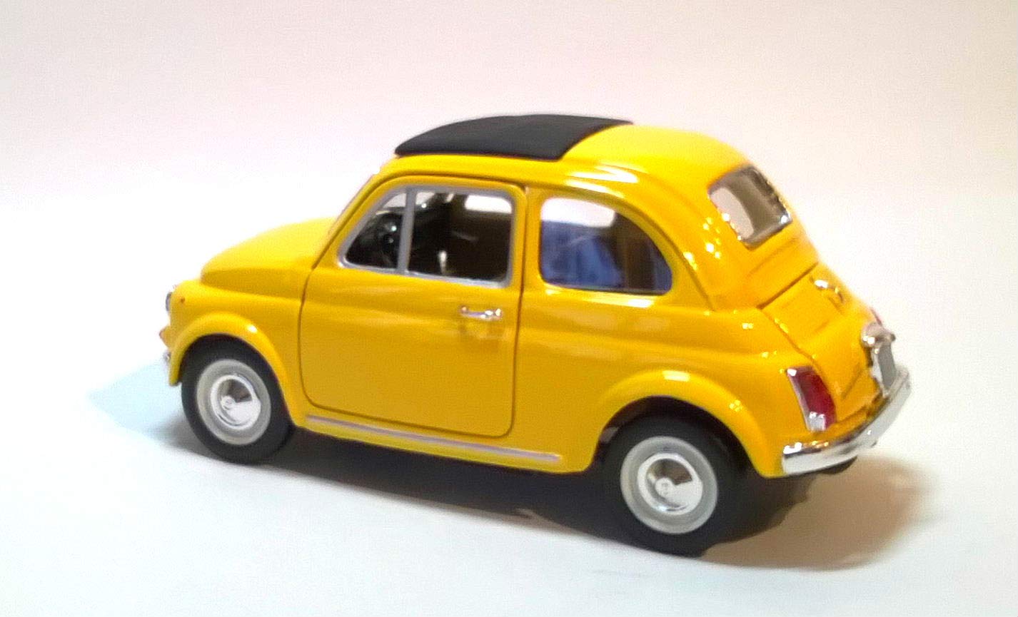 1:24 Collezione (B) w/o stand - FIAT 500F