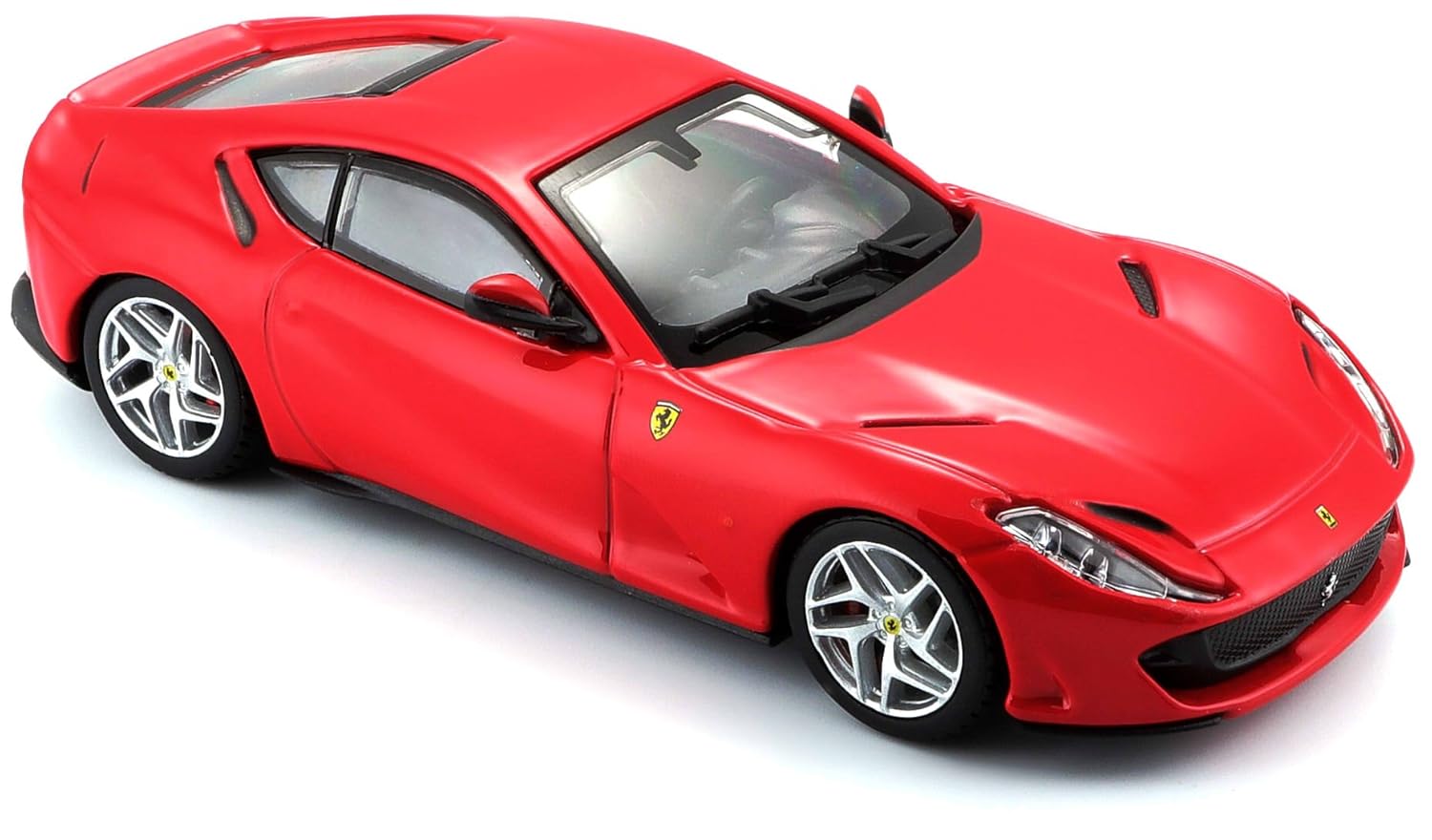 1:43 FERRARI Signature - 812 Superfast