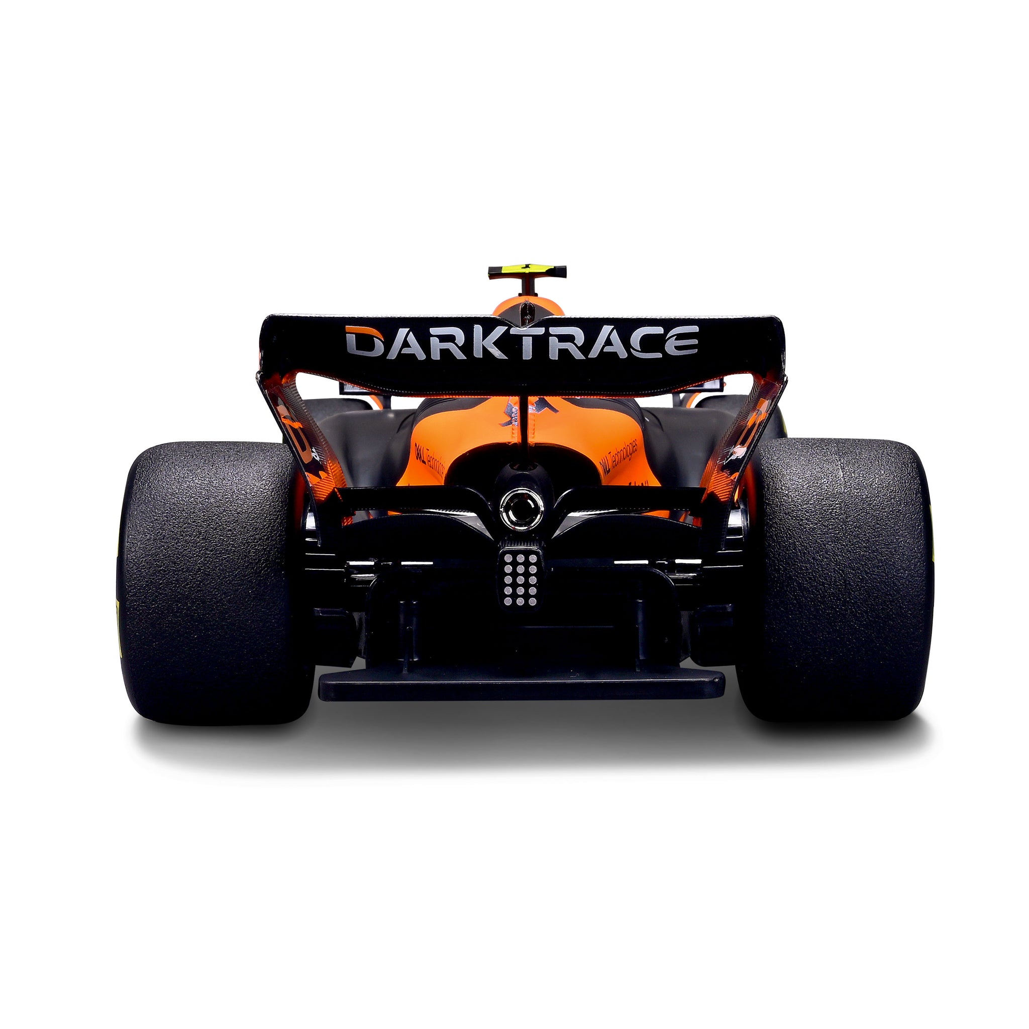 Maisto 1:10 Scale Remote Control McLaren MCL38 F1 Formula Racing Car, 2.4GHz RC Toy Replica (Item No. 82777)