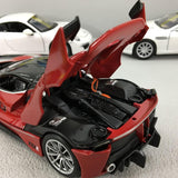 1:24 FERRARI Racing - Ferrrari Fxx K (Red and White)
