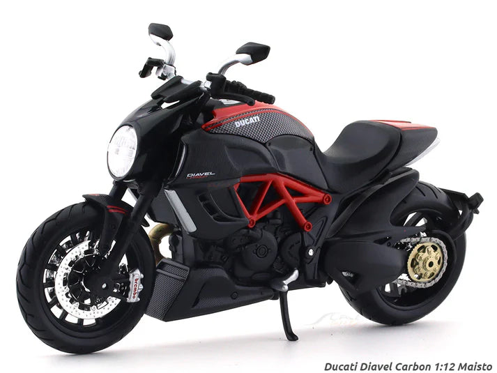 1:12 Ducati Diavel Carbon Assembly Line