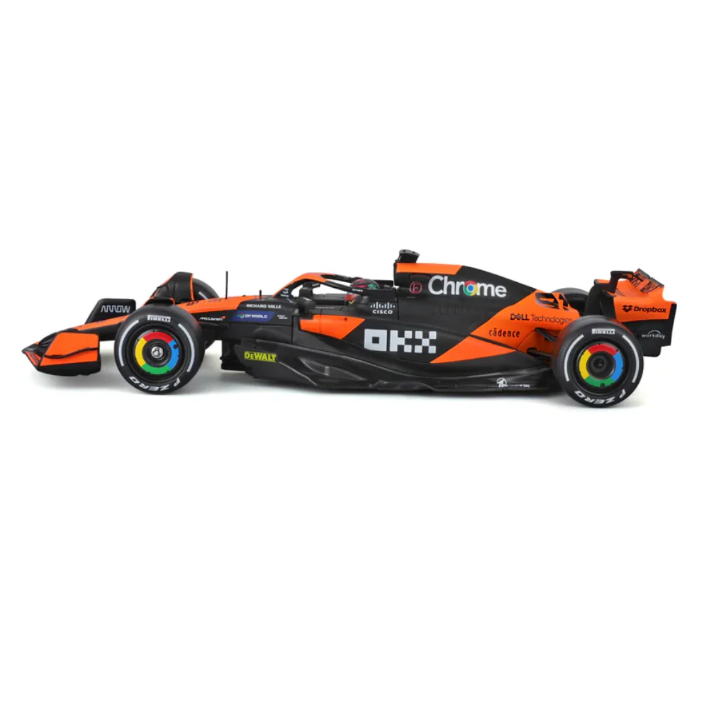 Bburago 1:24 Scale McLaren MCL38 F1 Model Kit – Oscar Piastri 2024 Edition