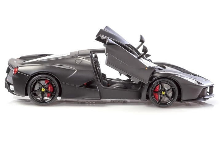 Bburago 1:18 Ferrari LaFerrari Signature Series – Matte Black Diecast Model