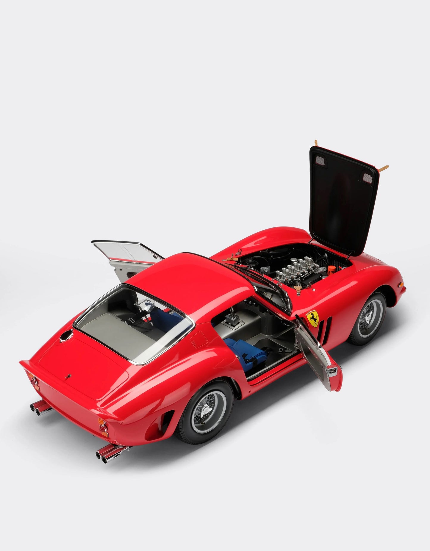 1:24 Ferrari 250 GTO Diecast Model Kit (18-26585)